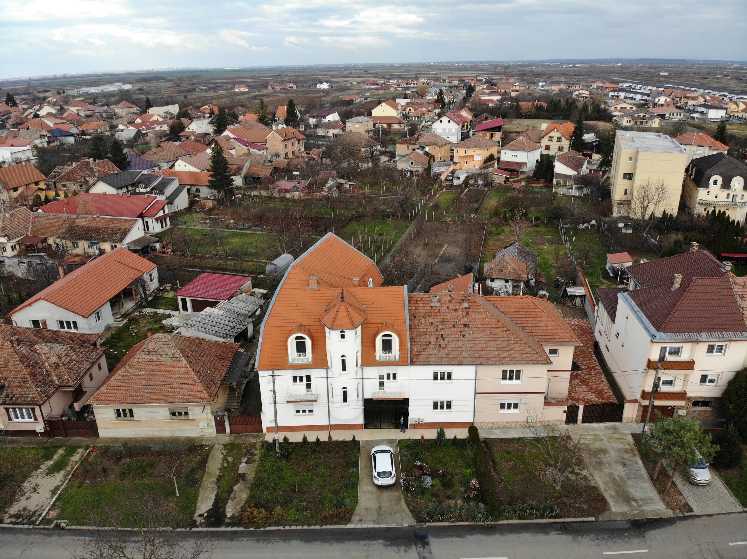 Proprietatea actuală — aerial context 2