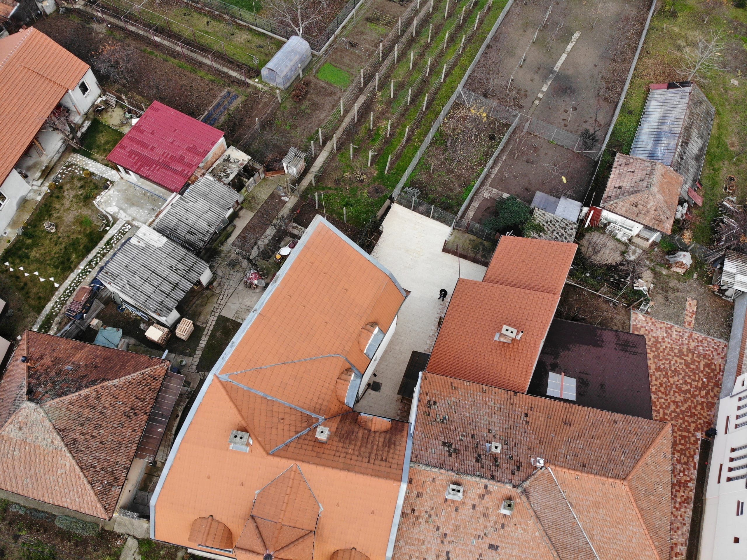 Proprietatea actuală — land depth