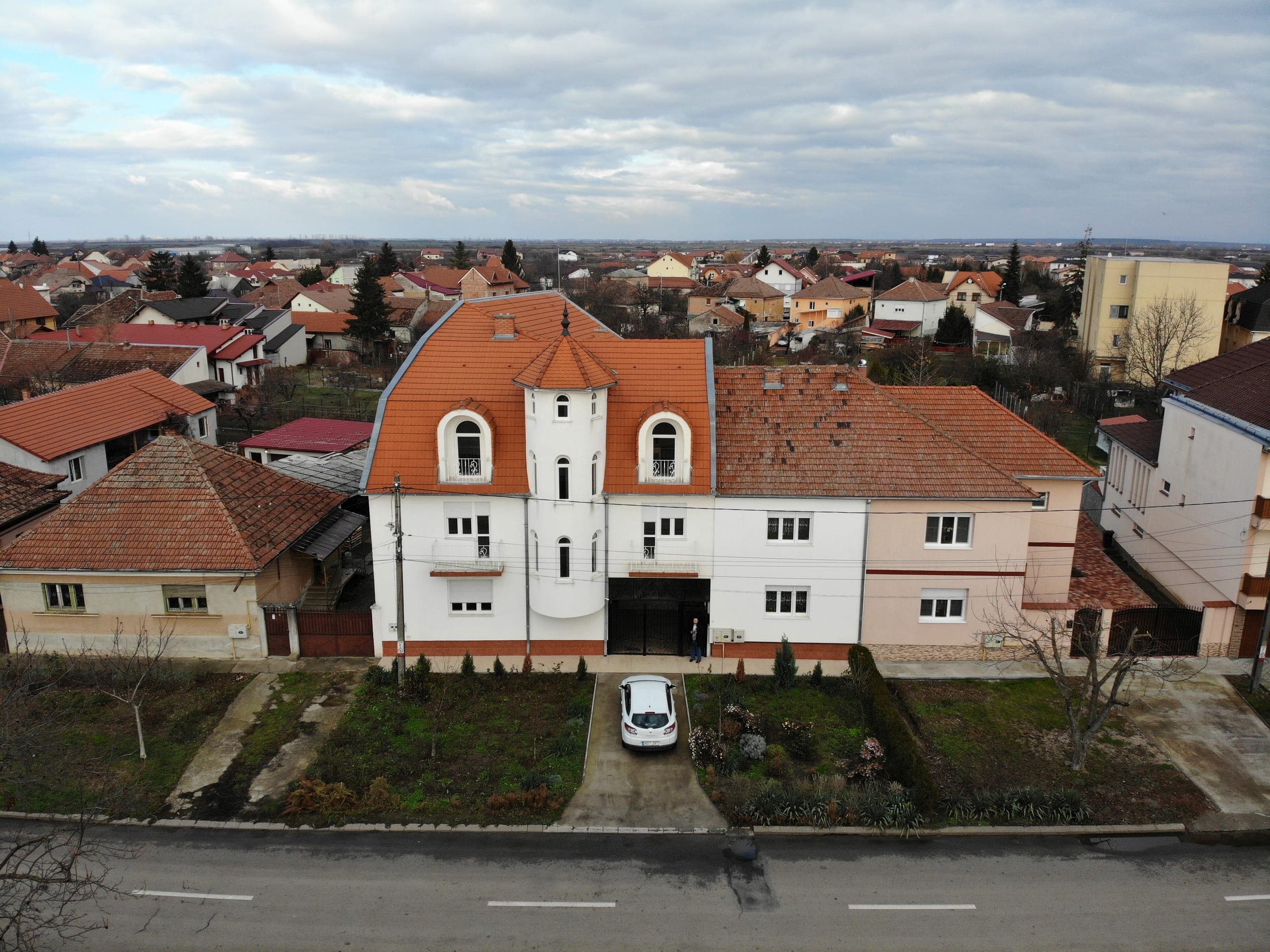 Proprietatea actuală — front frontage
