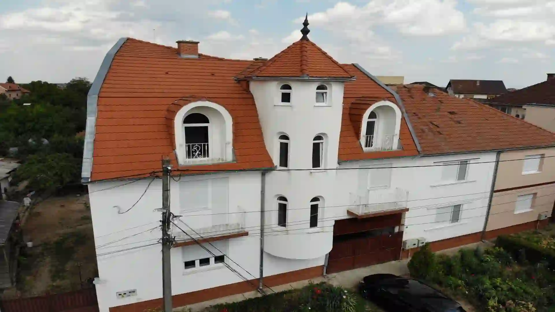 Turreted villa investment property in Satu Mare, Romania